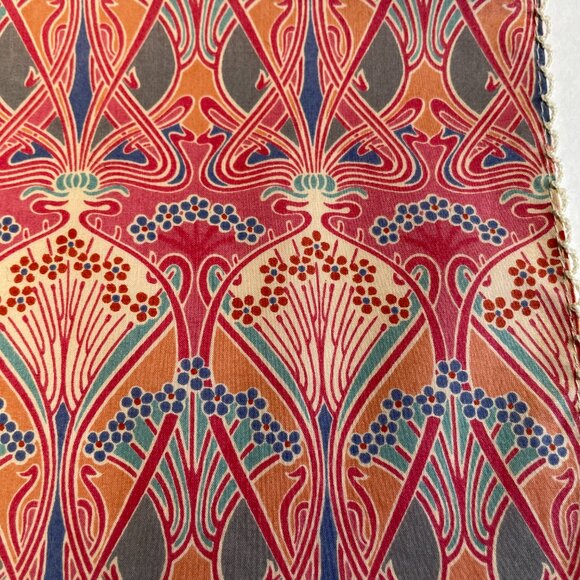 Vintage Liberty of London Cotton Handkerchief – Art Nouveau Floral Print - Picture 4 of 9